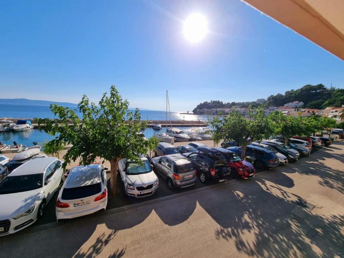 Apartman Ruza Podgora Exteriör bild